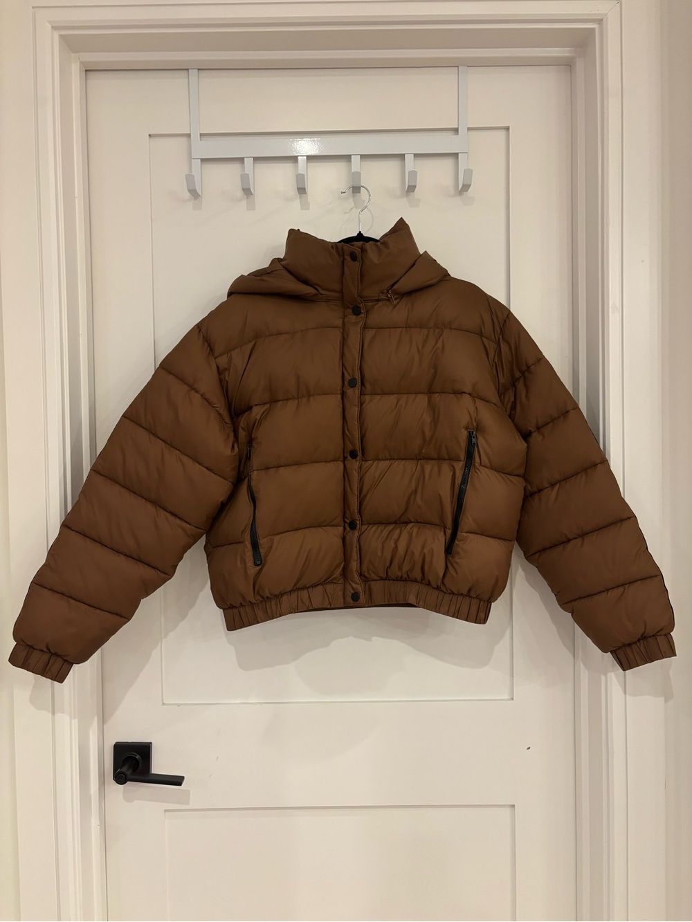 ALO Yoga Brown Cropped Puffer Jacket with Hood